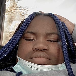 Meet your Posher, Amelia